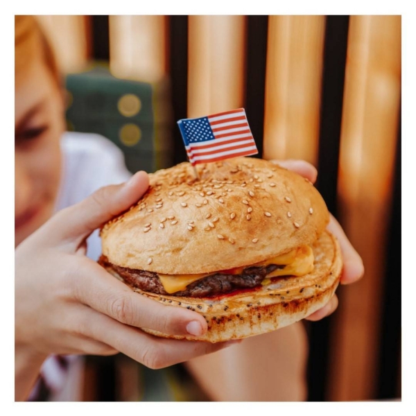 Cave à burger - La Cave à Pizza - Saint-Cyr-sur-Mer - top resto SAINT-CYR-SUR-MER