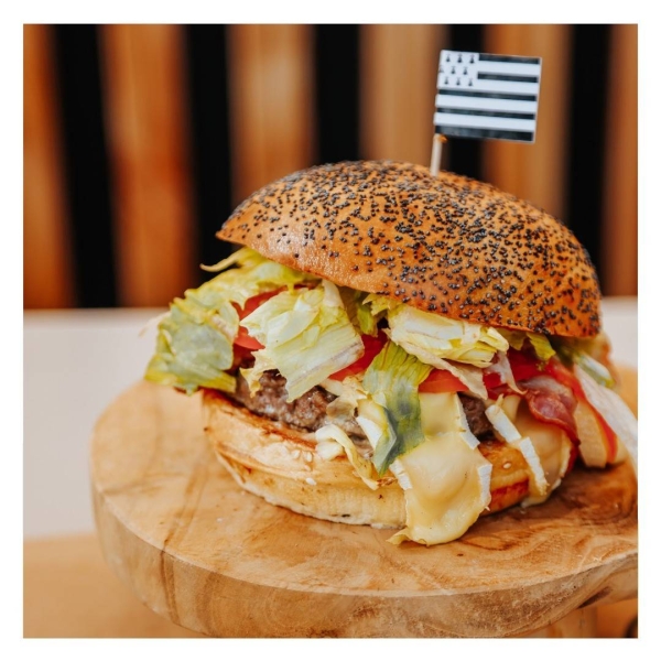 Cave à burger - La Cave à Pizza - Saint-Cyr-sur-Mer - meilleur restaurant SAINT-CYR-SUR-MER