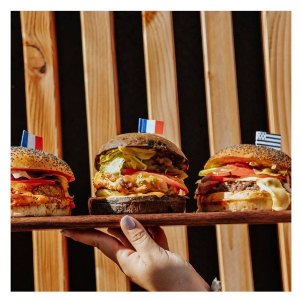 Cave à burger - La Cave à Pizza - Saint-Cyr-sur-Mer - les meilleurs restaurant de SAINT-CYR-SUR-MER